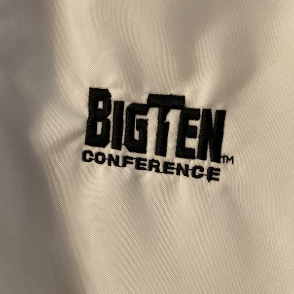Vintage Big Ten Conference nylon jacket - Picture 2 of 7